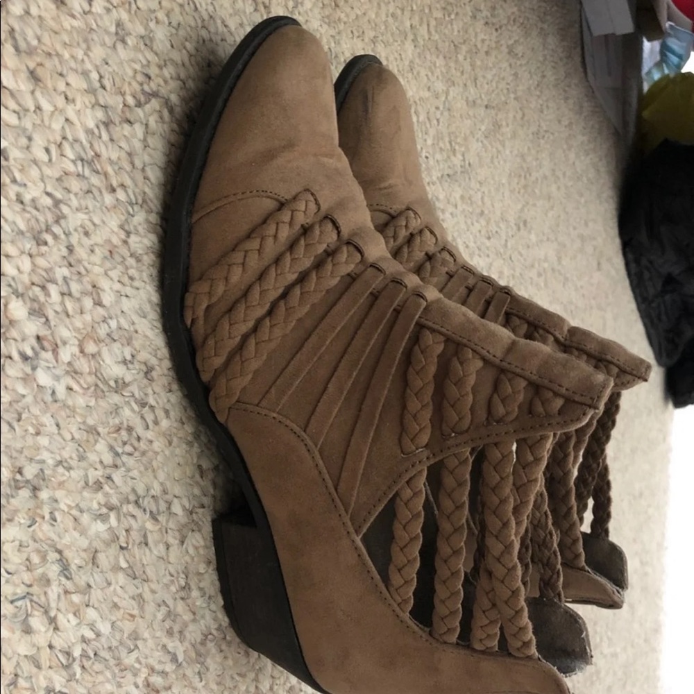 booties - Picture 2 of 2